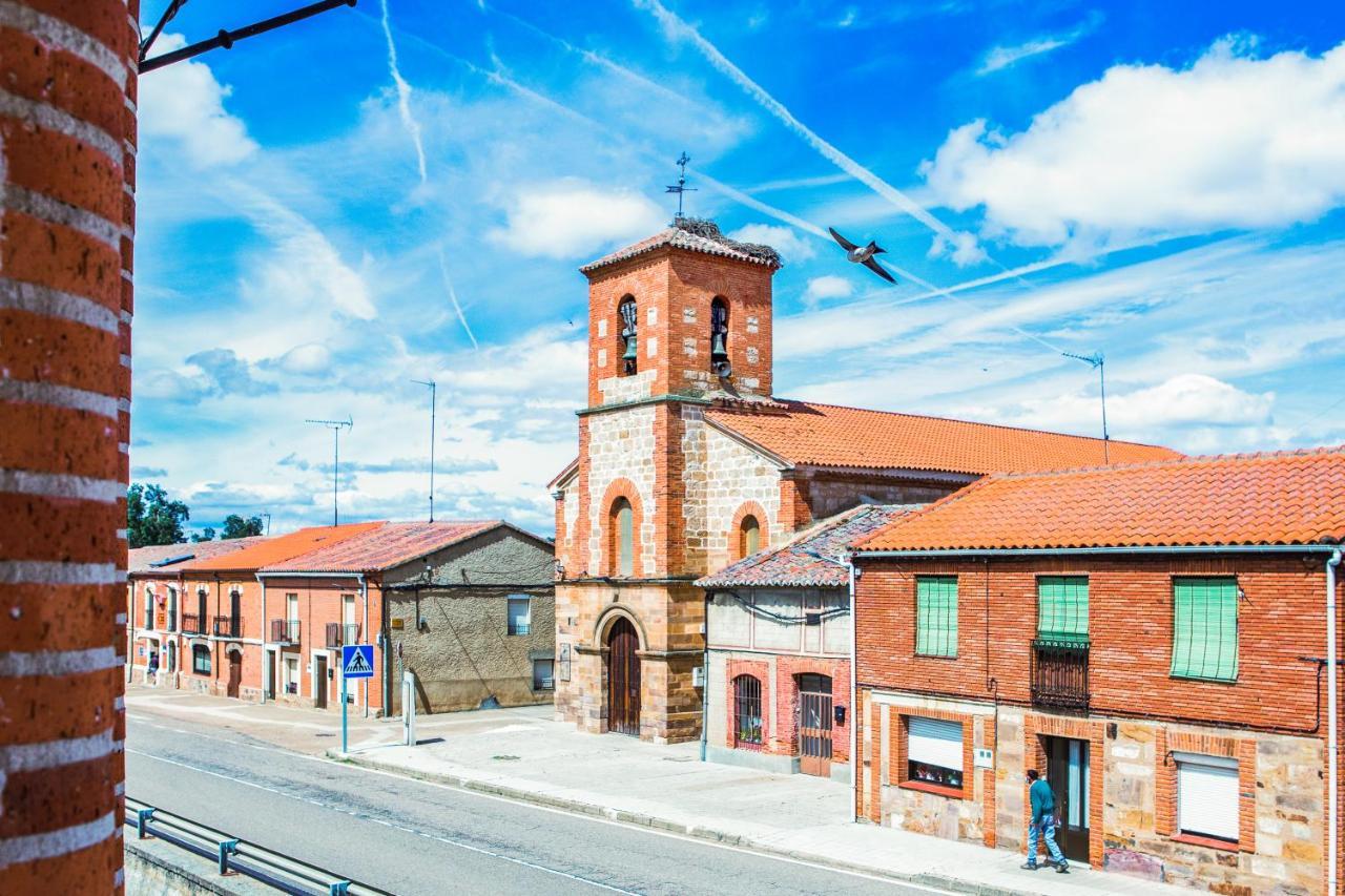Donde Victor Luna Granja de Moreruela Bagian luar foto